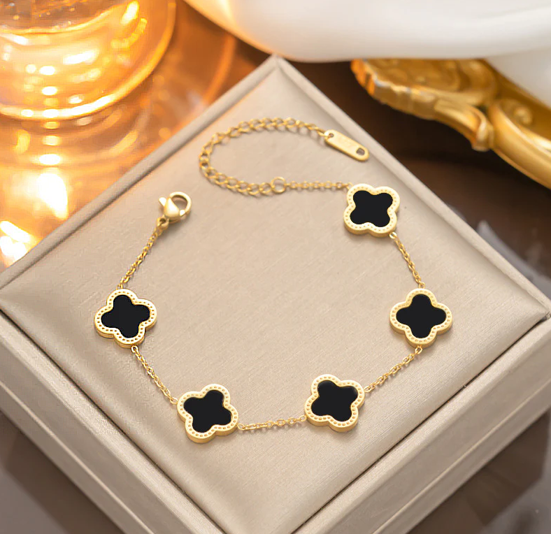 Lucky Clover Trio Set